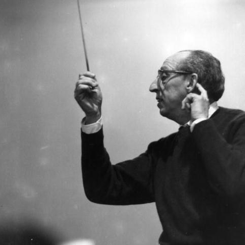 Aaron Copland Profile piano notes, guitar tabs for Piano, Vocal & Guitar (Right-Hand Melody). Easy to transpose or transcribe. Learn how to play, download song progression by artist