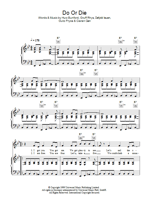 Super Furry Animals Do Or Die sheet music preview music notes and score for Piano, Vocal & Guitar including 4 page(s)